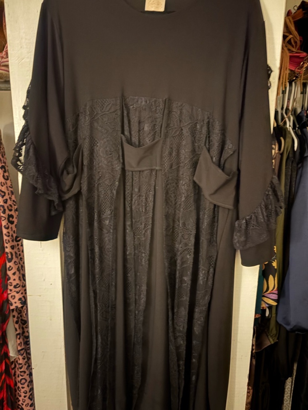 Black Lace-Panel Maxi Dress with Dolman Sleeves